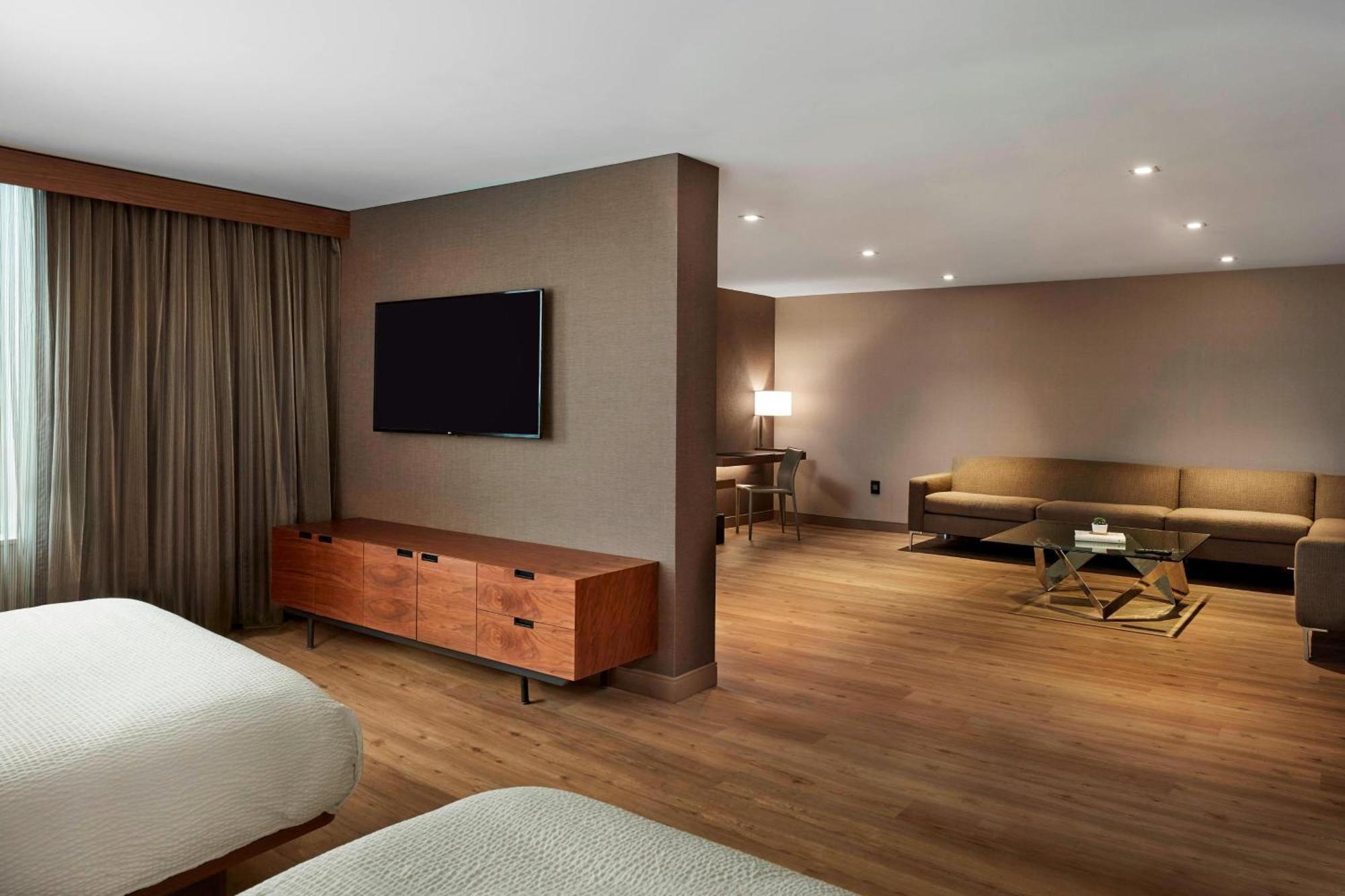 Ac Hotel By Marriott Cincinnati At The Banks Exterior photo